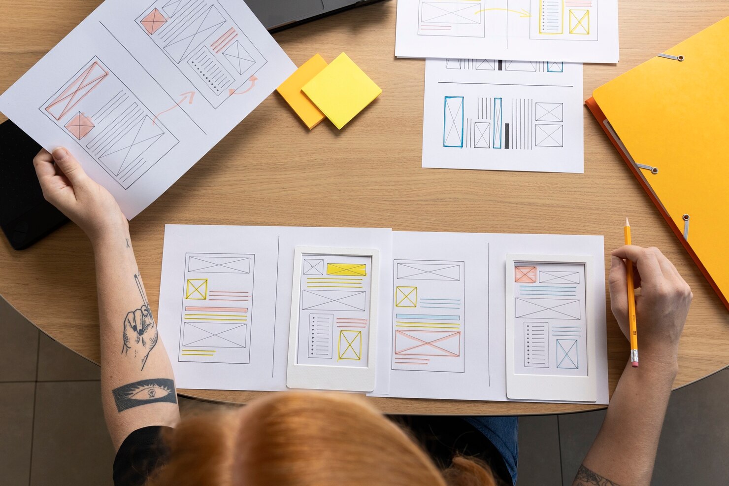 Creating user experience for Two females sitting discussing Scaling up WordPress
