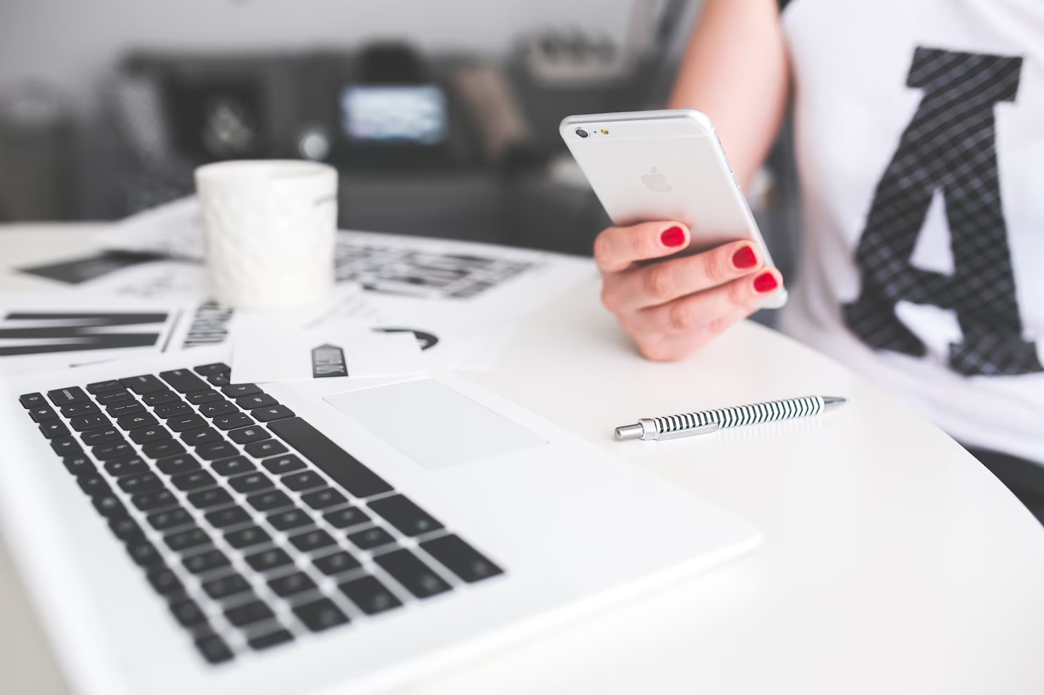 Developer taking steps for mobile optimization of WooCommerce shop