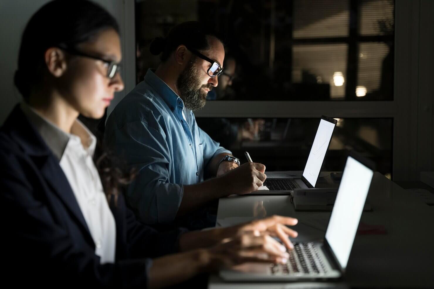 Digital agency Business teammates working late at the office preparing WordPress for tech startups