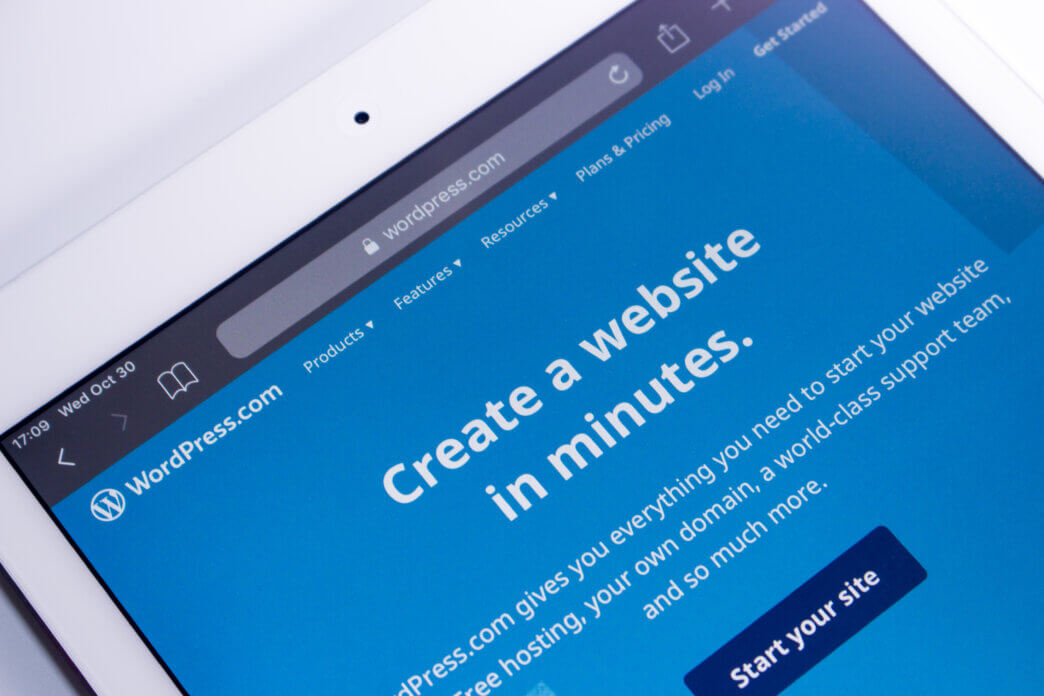 Use WordPress as a website builder despite common misconceptions about WordPress multisite